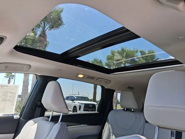 New 2027 MINERAL BLACK INFINITI Luxe FWD image 18
