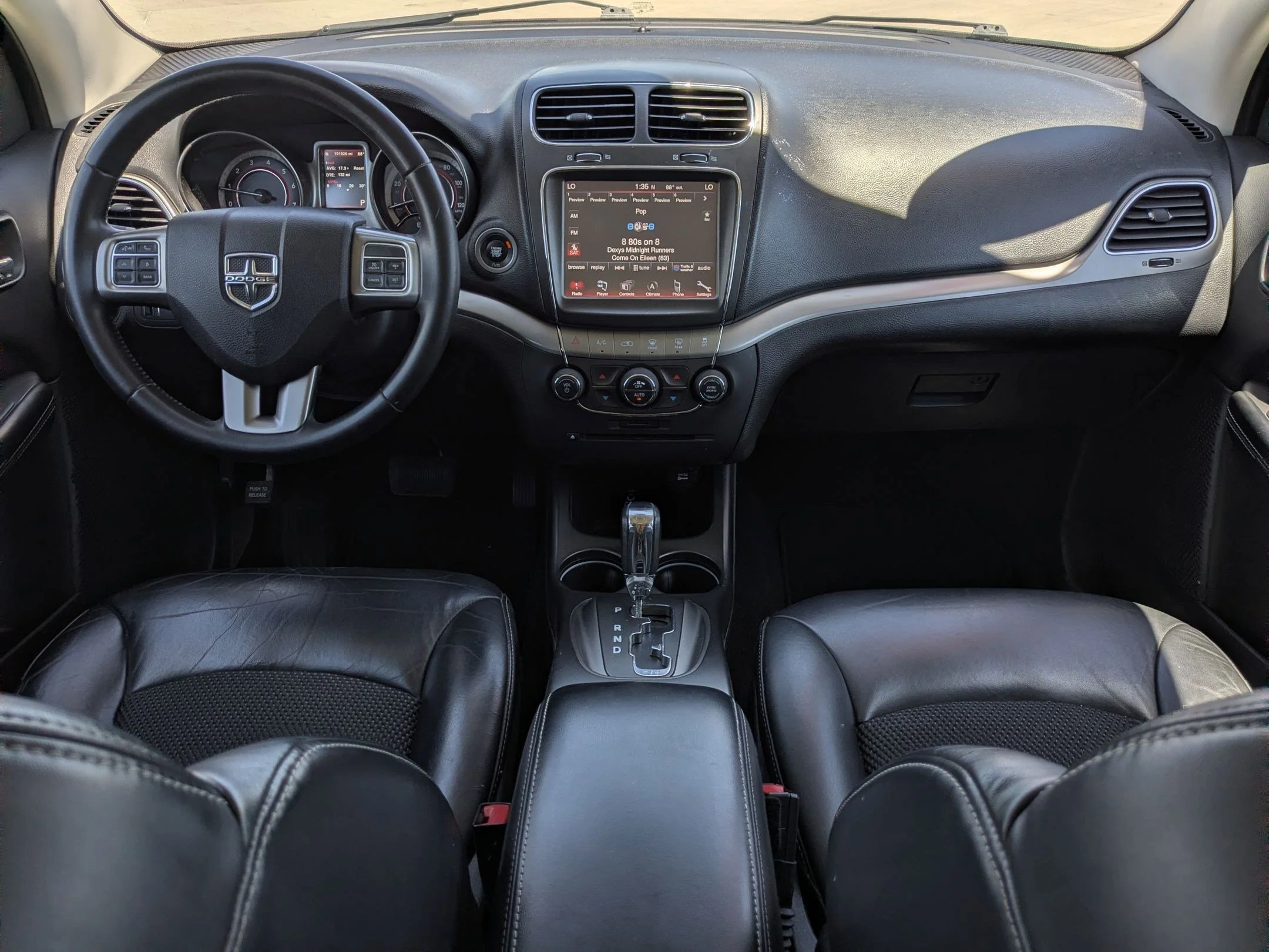 Used 2017 Granite Pearlcoat Dodge Crossroad Plus image 22