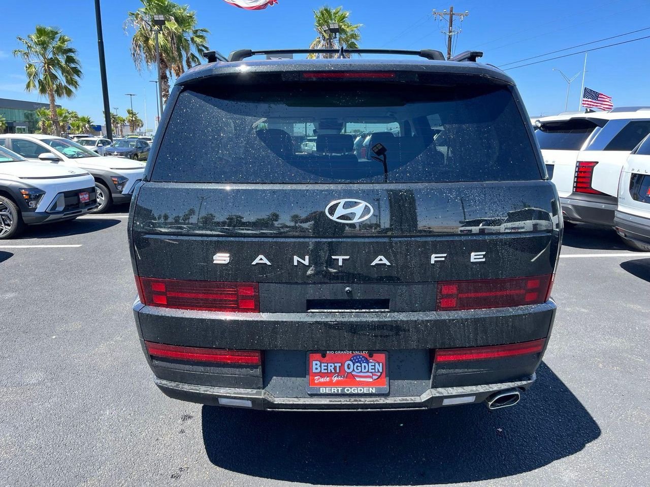 New 2027 Black Hyundai SEL FWD image 6