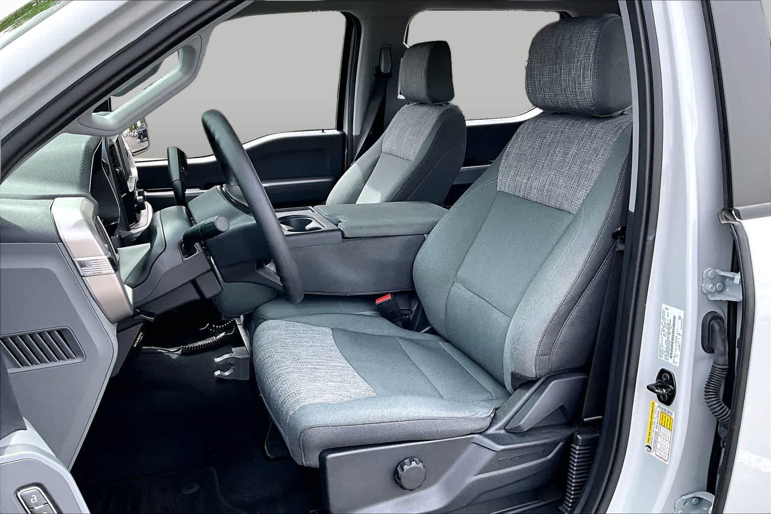 Used 2023 Avalanche Ford XLT image 9