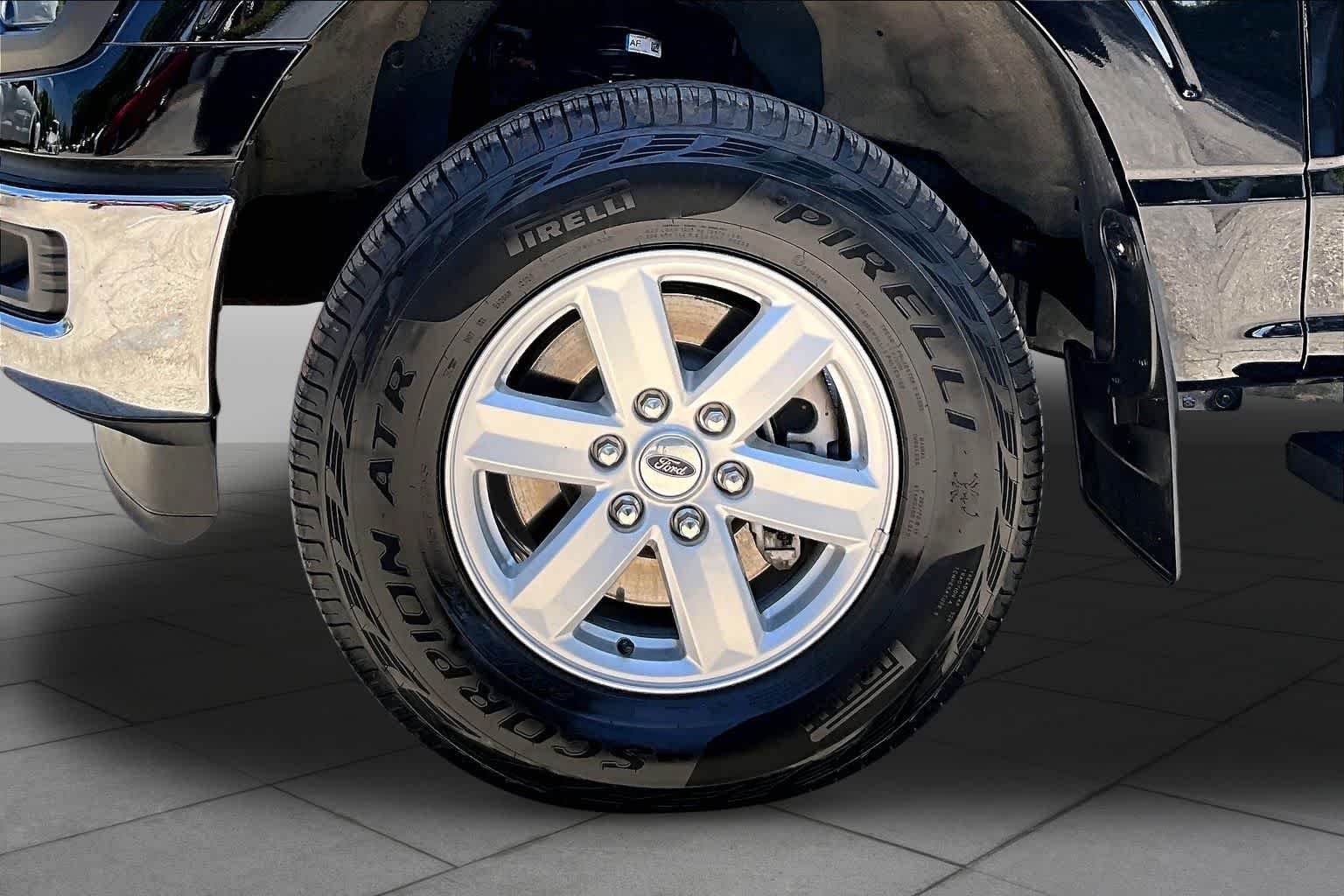 Used 2024 Agate Black Metallic Ford XL image 11