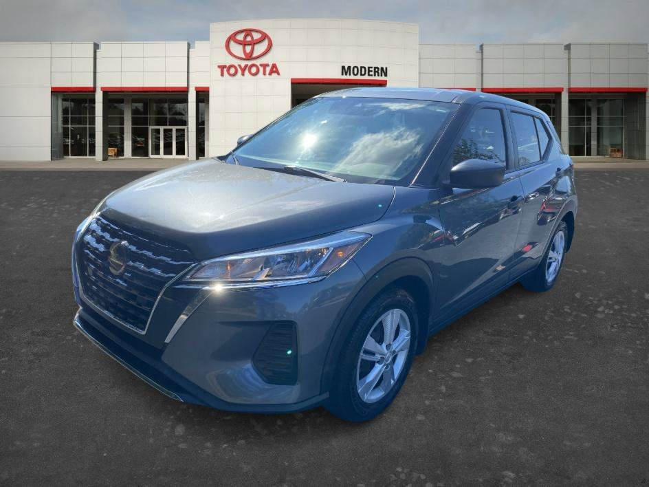 Used 2021 Gun Metallic Nissan S image 1