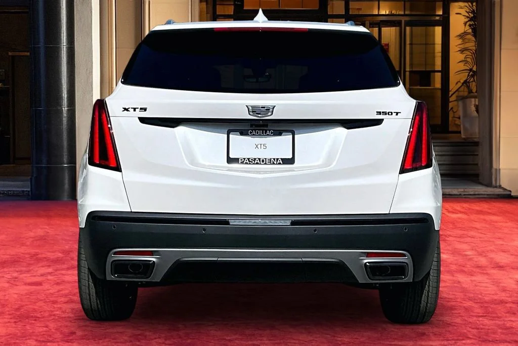 New 2026 Crystal White Tricoat Cadillac Premium Luxury image 5