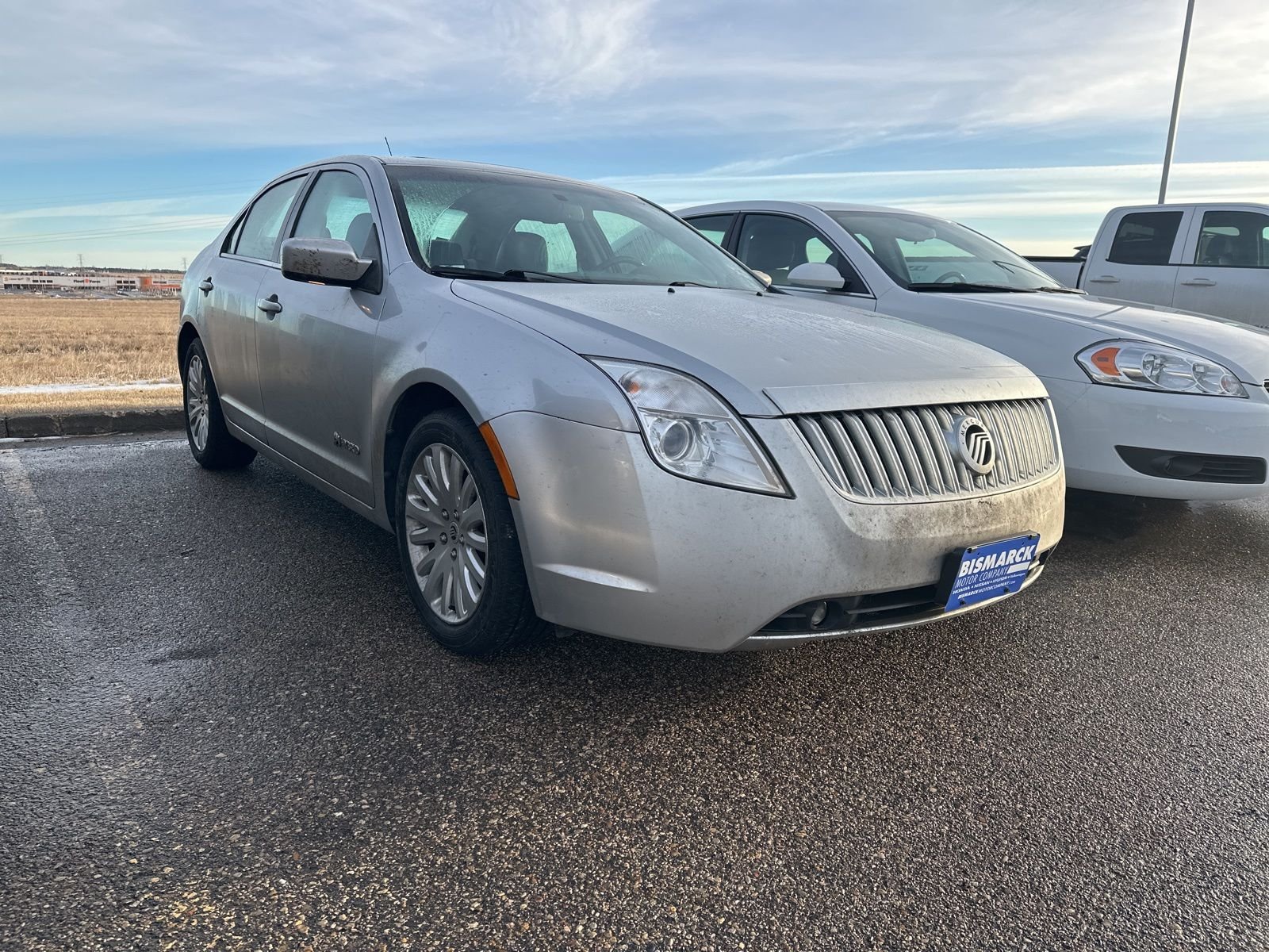 Used 2010 Mercury Milan Hybrid with VIN 3MEDM0L39AR613665 for sale in Mandan, ND