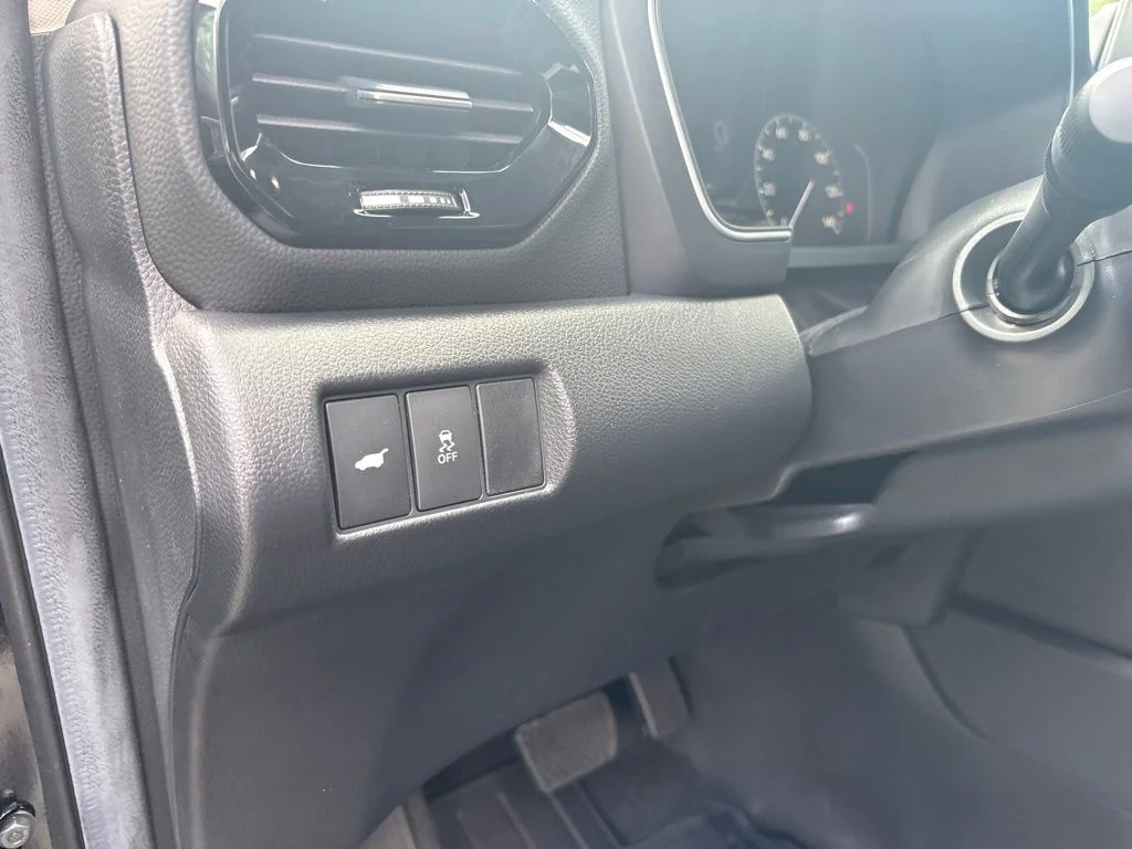 Used 2025 Black Honda Touring image 15