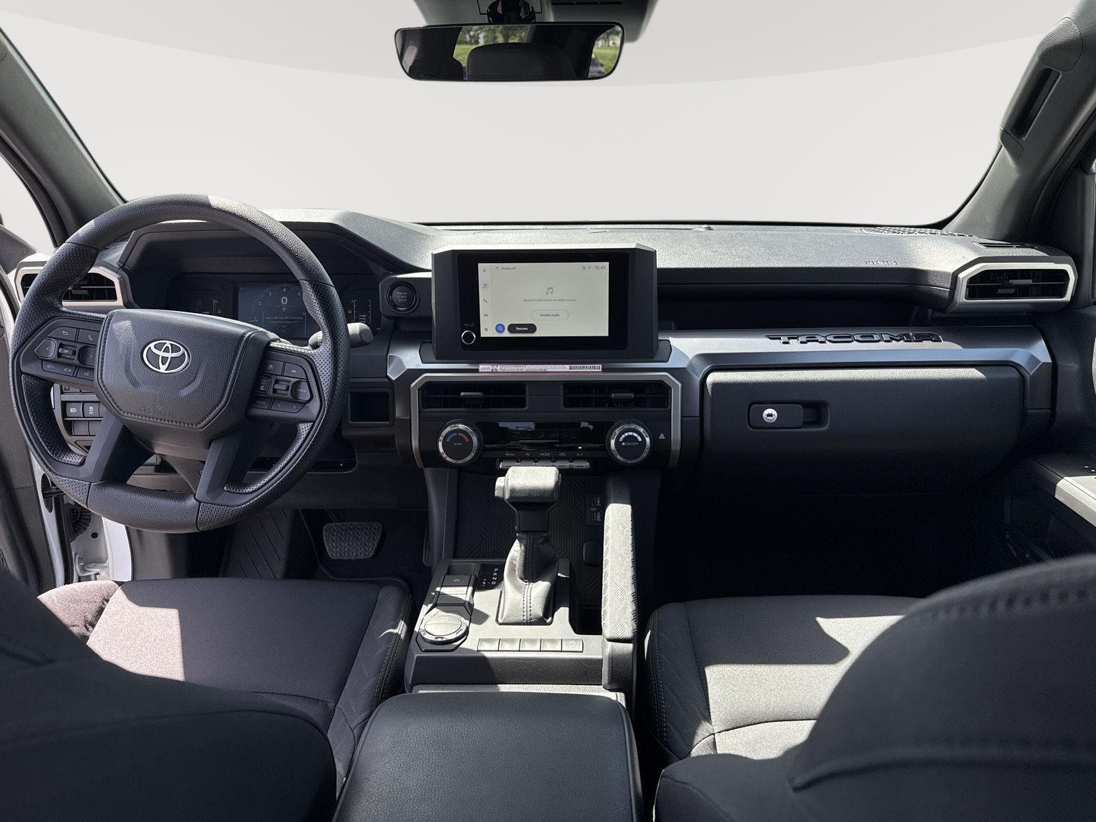 2025 Toyota Tacoma SR5 - Photo 25