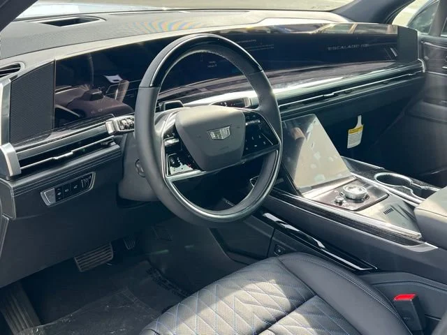 2026 Cadillac Escalade IQL Sport - Photo 10