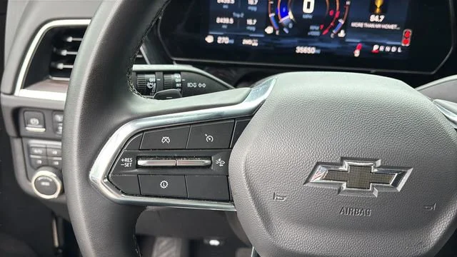 Used 2025 Black Chevrolet Z71 image 19
