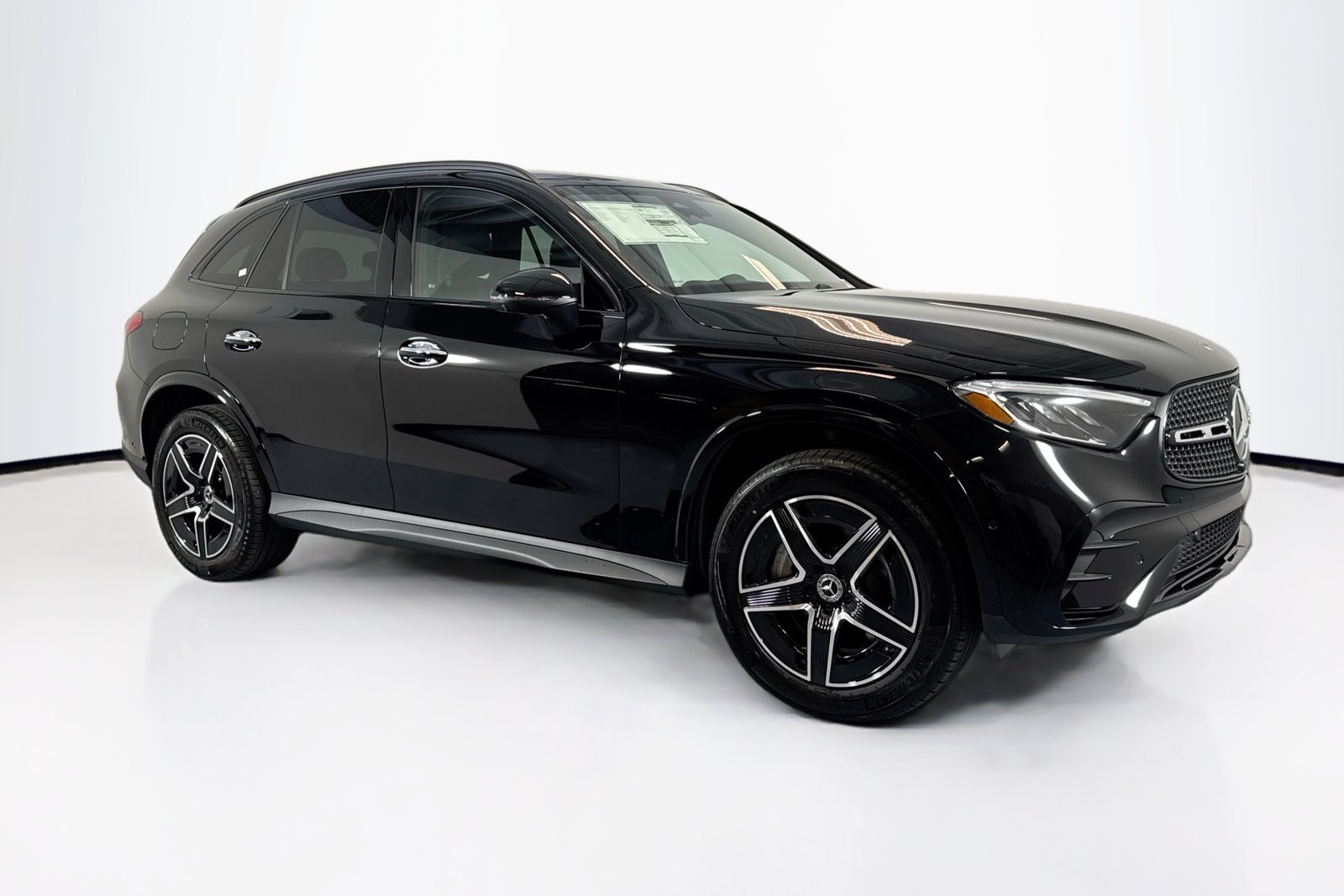 New 2026 Black Mercedes-Benz GLC 300 image 3