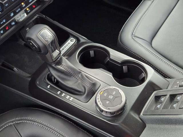 New 2026 Avalanche Gray Ford Outer Banks® image 34