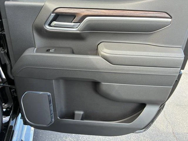 2026 GMC Sierra 1500 SLT - Photo 11