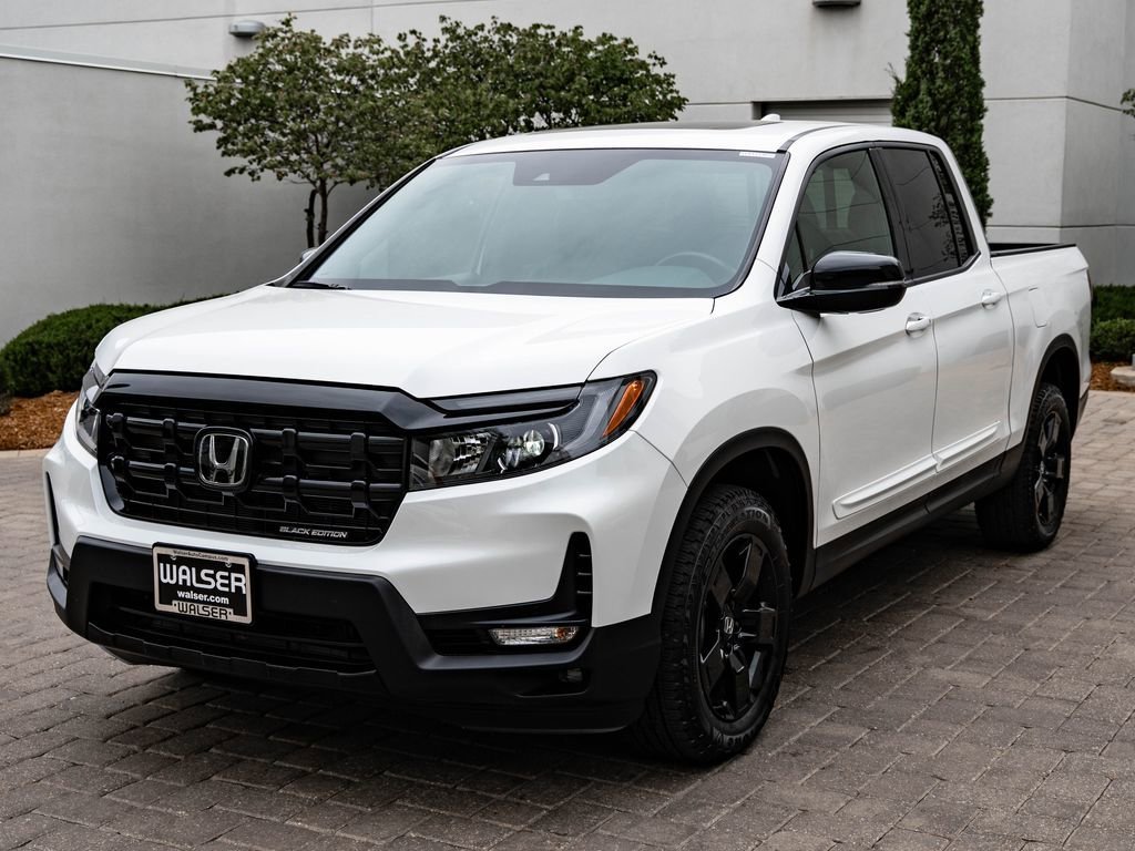 2024 Honda Ridgeline Black Edition's photo