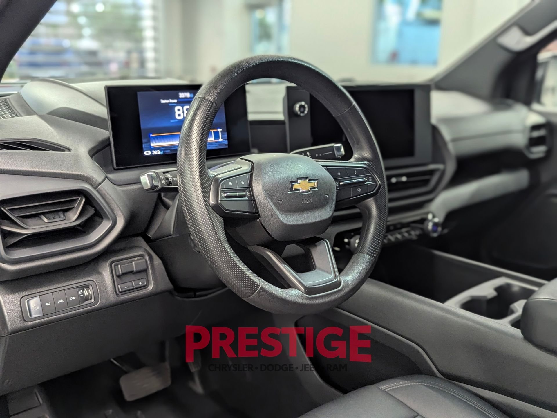 Used 2024 White Chevrolet Work Truck image 15
