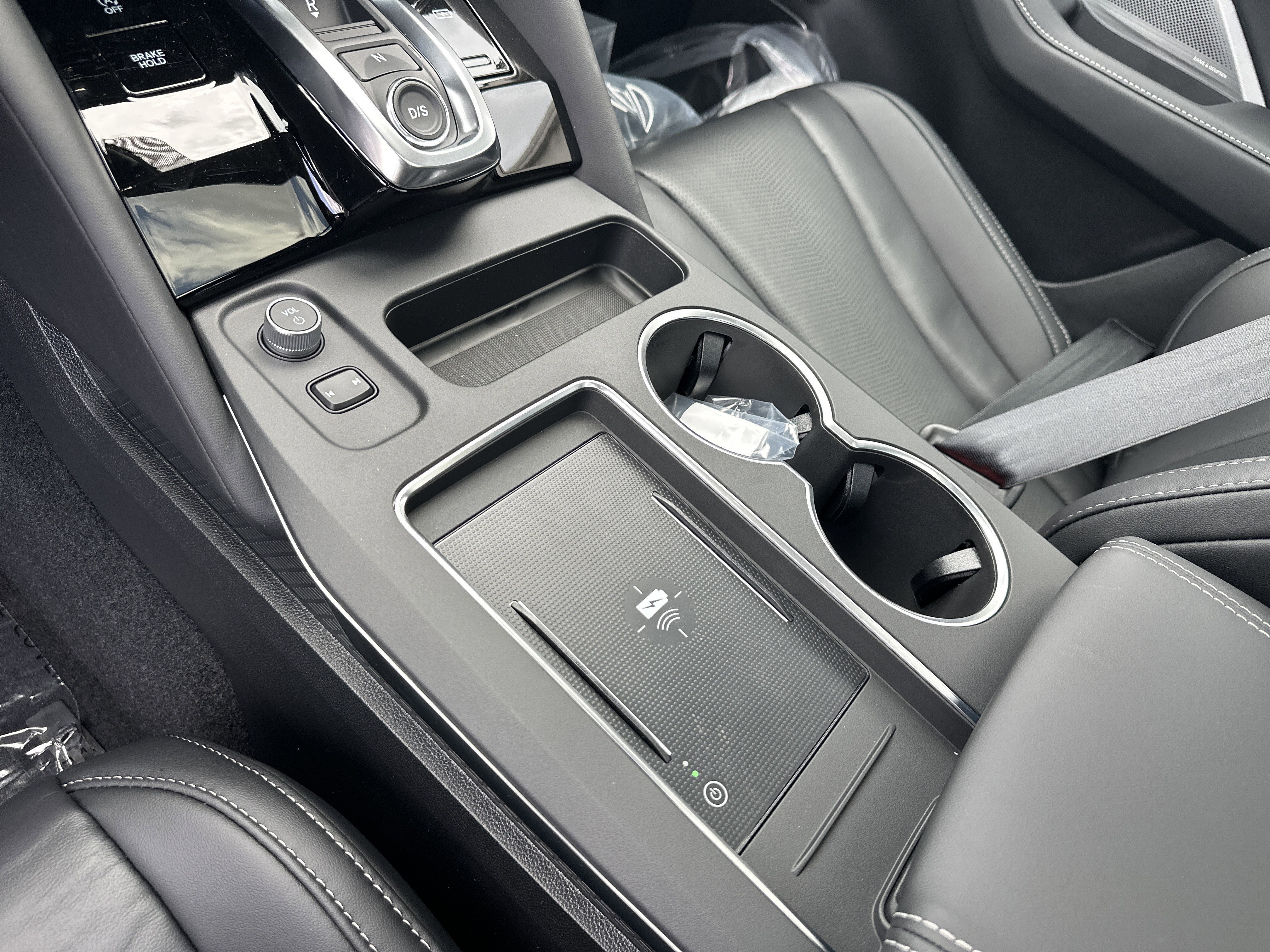 New 2026 Majestic Black Pearl Acura w/Technology Package image 25