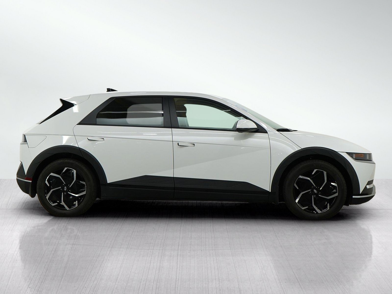2024 Hyundai IONIQ 5 SEL - Photo 6