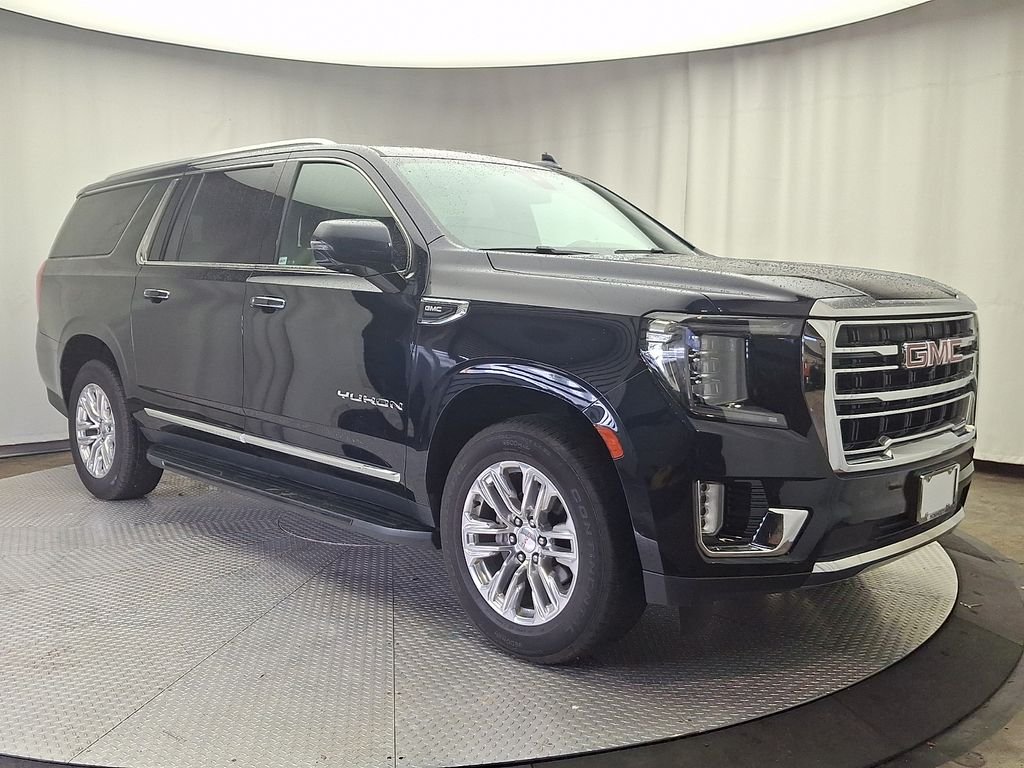 Used 2021 Midnight Blue Metallic GMC SLT image 3