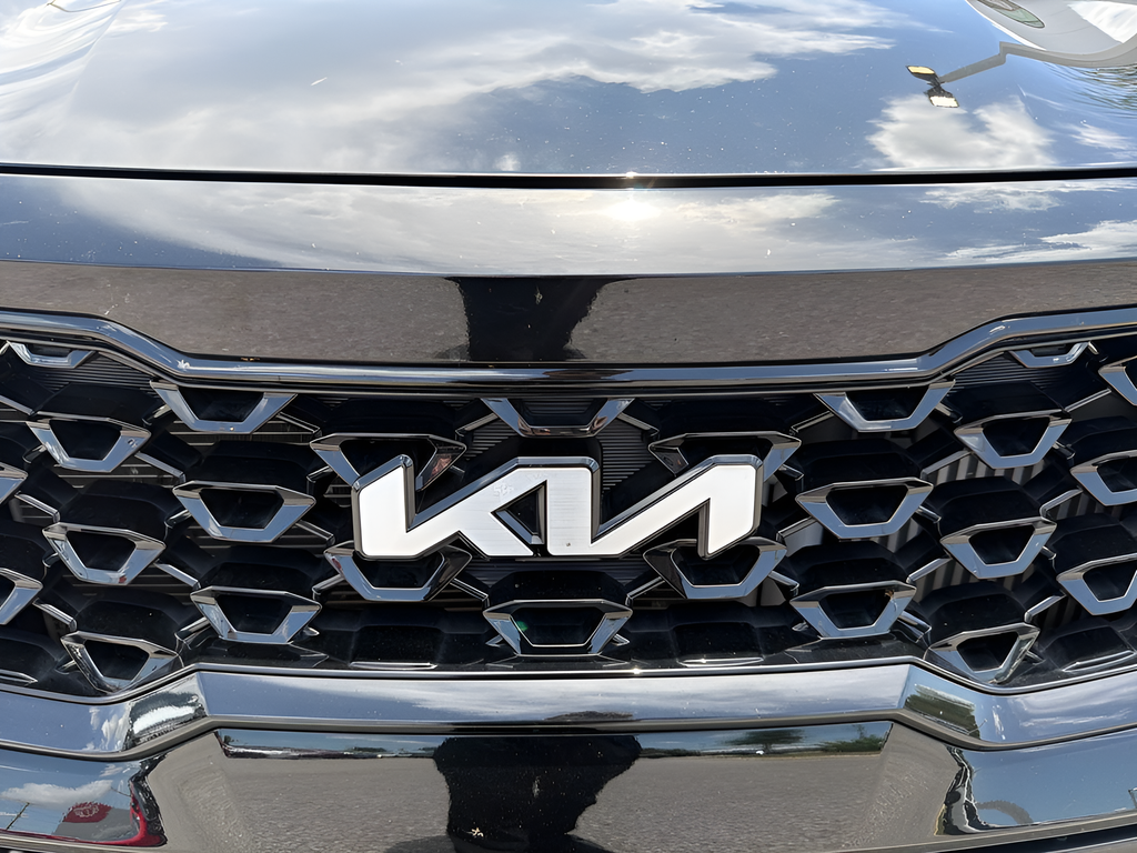 Used 2023 Black Kia EX image 48