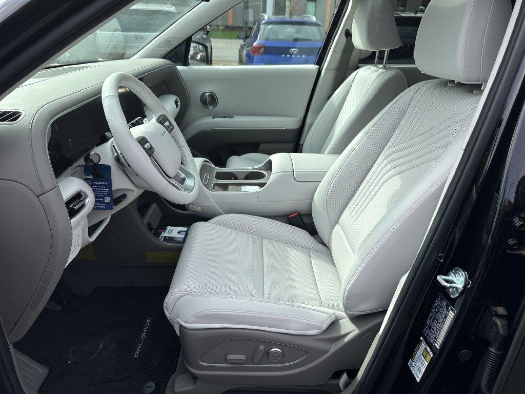 New 2026 Black Hyundai SEL Premium AWD image 14