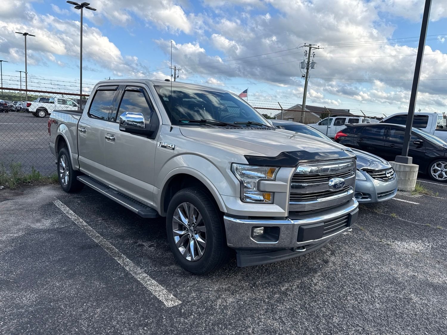 2017 Ford F-150 Lariat 4x4 SuperCrew 5-1/2 Box's photo