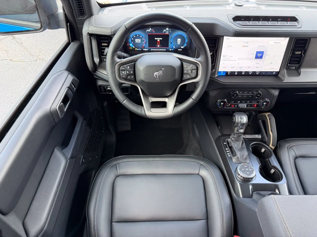 Used 2025 Blue Ford Badlands image 25