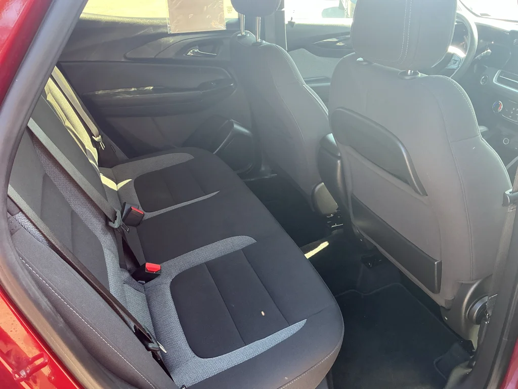 Used 2025 Crimson Metallic Chevrolet LT image 15