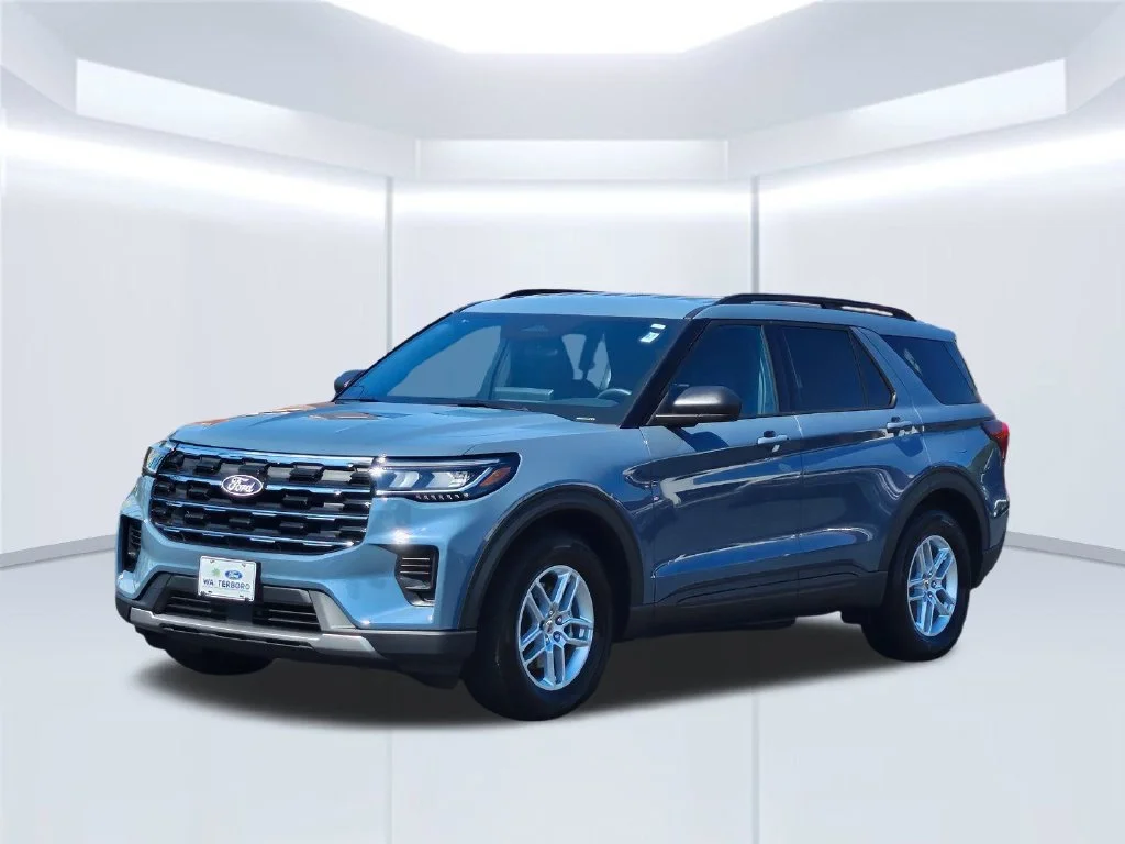 New 2027 Vapor Blue Metallic Ford Active image 2