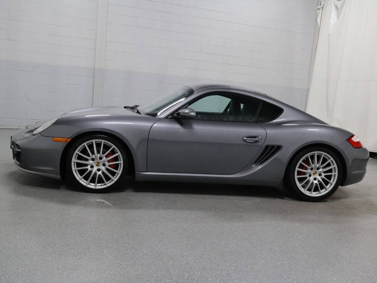Used 2006 Seal Grey Metallic Porsche S image 2