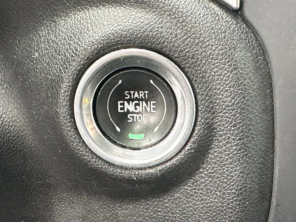 Used 2020 BLACK Chevrolet LTZ image 29