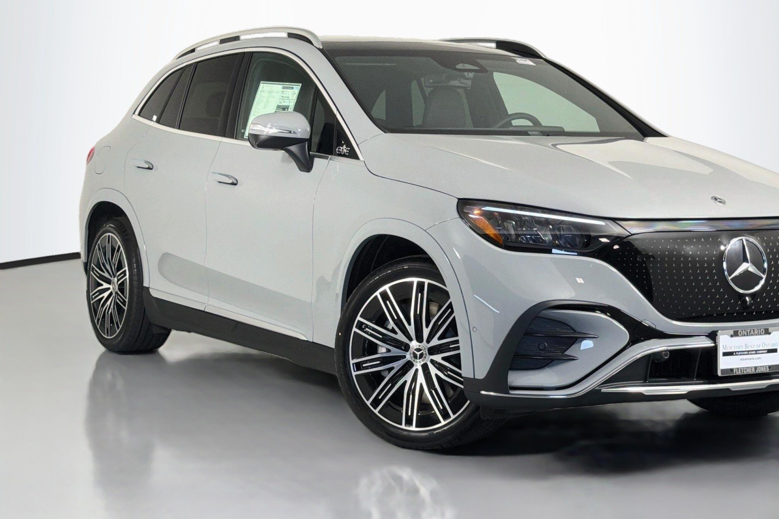 New 2027 MANUFAKTUR Alpine Grey Mercedes-Benz EQE 320+ SUV image 12