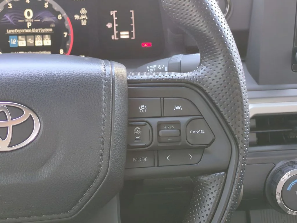 2025 Toyota Tacoma SR5 - Photo 24