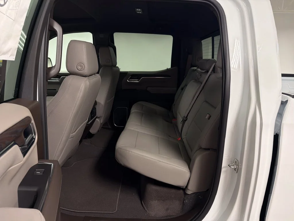 2026 GMC Sierra 1500 SLT - Photo 32