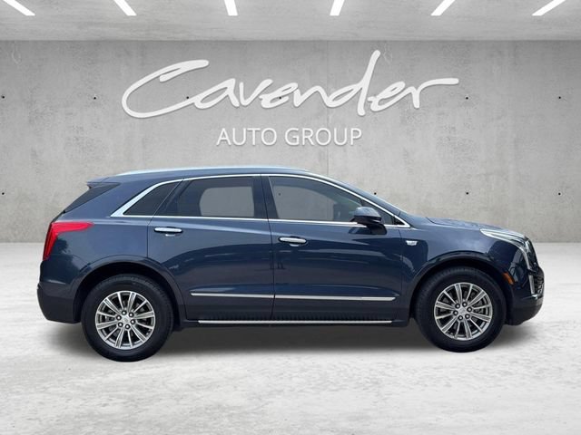 Used 2018 HARBOR BLUE METALLIC Cadillac Luxury FWD image 18