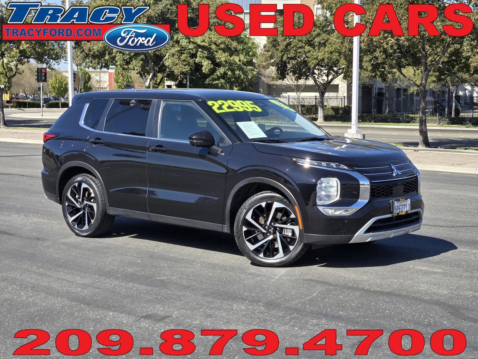 Used 2024 Black Mitsubishi  image 1