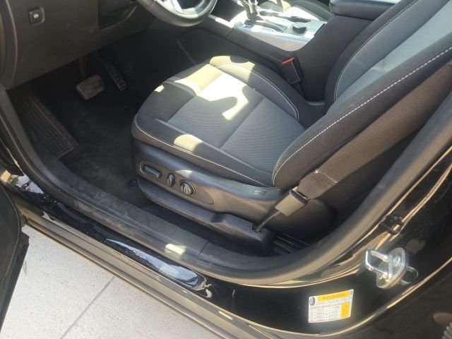 Used 2023  Chevrolet LT image 7