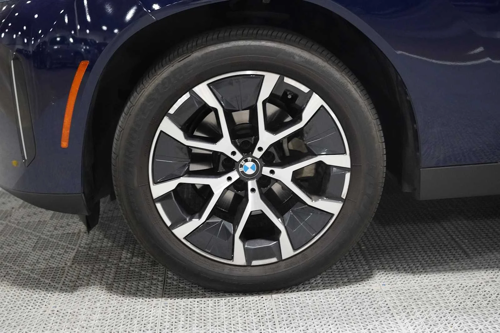 Used 2025 Tanzanite Blue II Metallic BMW 30 xDrive image 8
