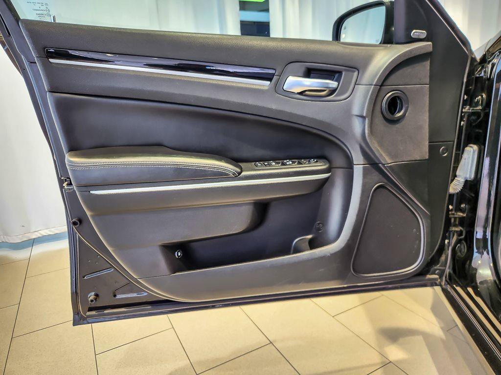 Used 2021 Gloss Black Chrysler S image 17