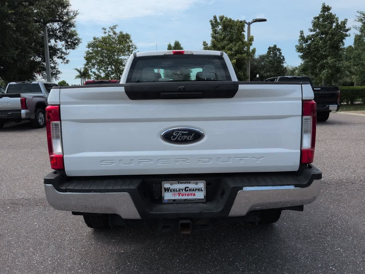 Used 2019 Oxford White Ford XL image 5