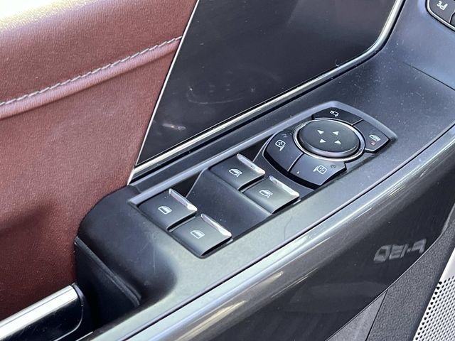 Used 2022 Black Ford Lariat image 26