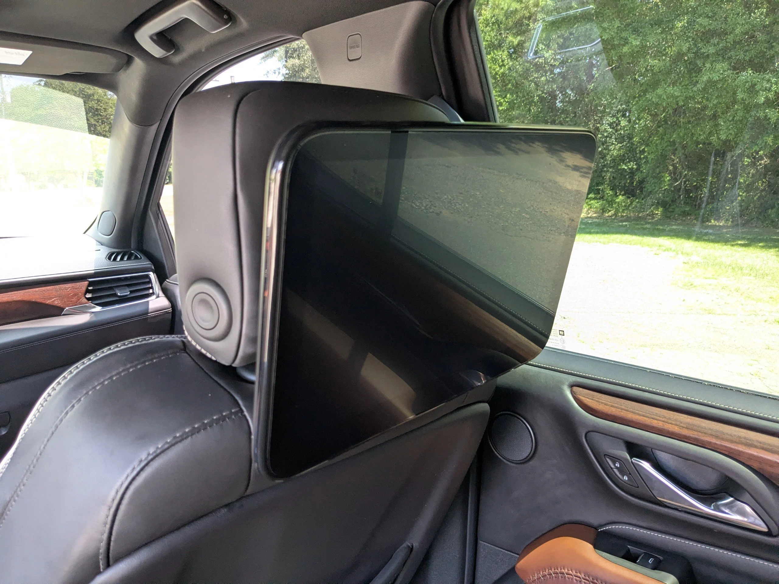 Used 2023 Onyx Black GMC Denali Ultimate image 15
