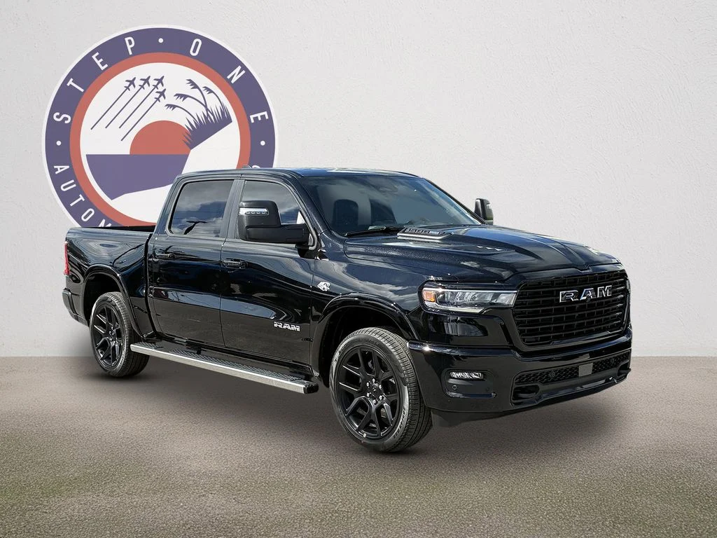 New 2026 Diamond Black Crystal Pearl-Coat Exterior Paint RAM Laramie image 2
