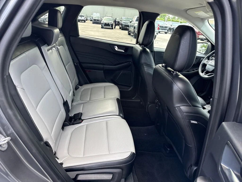Certified Used 2023 Gray Ford Platinum image 28