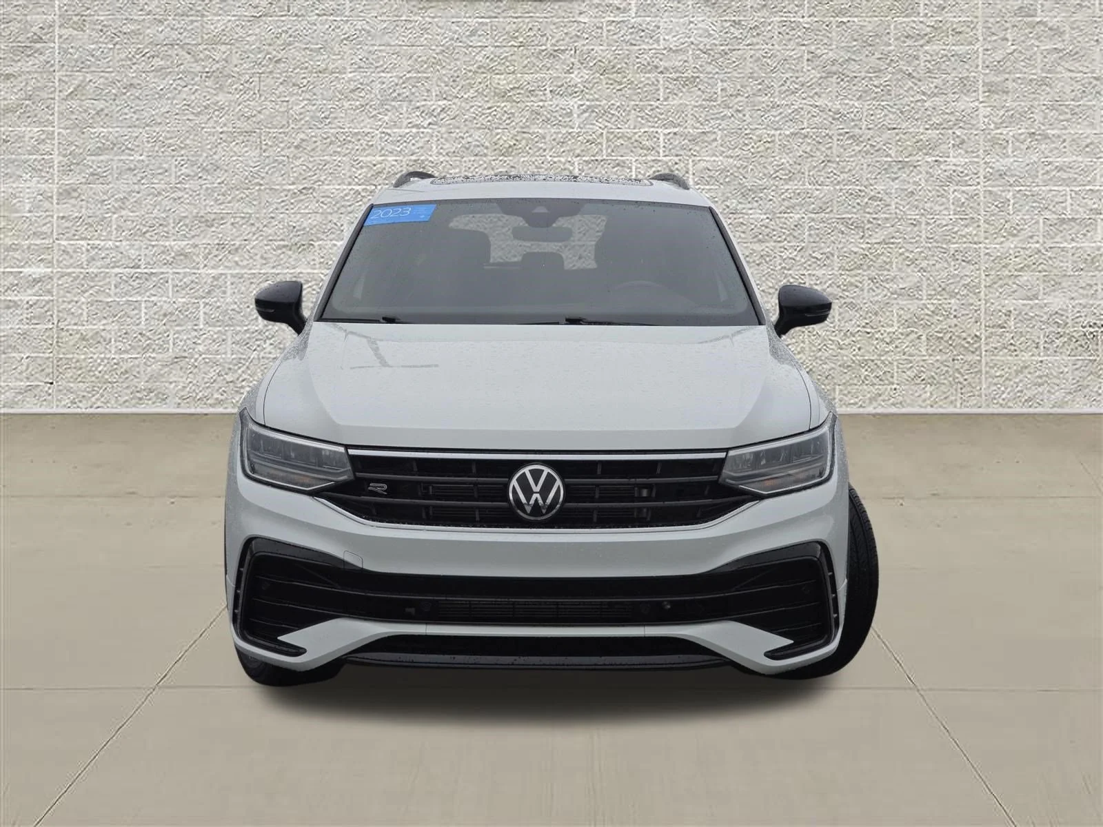 Certified Used 2023 Opal White Volkswagen SE R-Line Black image 2