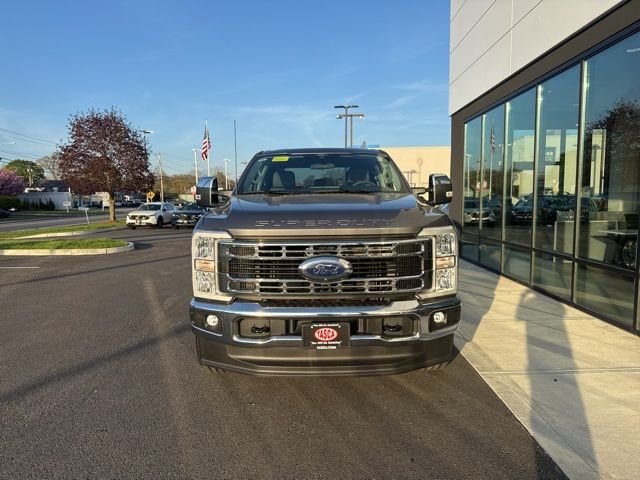 Used 2025 Gray Metallic Ford XLT image 7