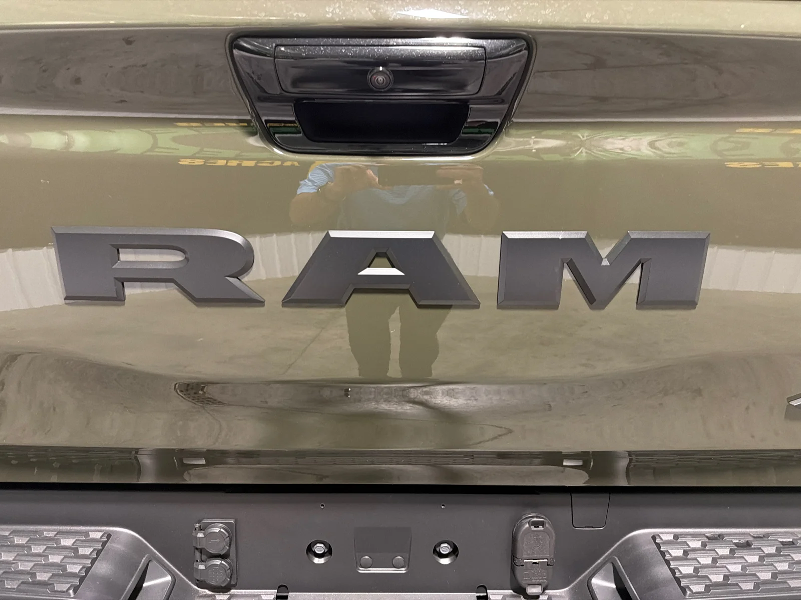 New 2027 Tank Exterior Paint RAM Laramie image 8