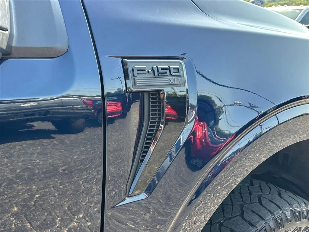 Used 2024 Black Ford XLT image 11