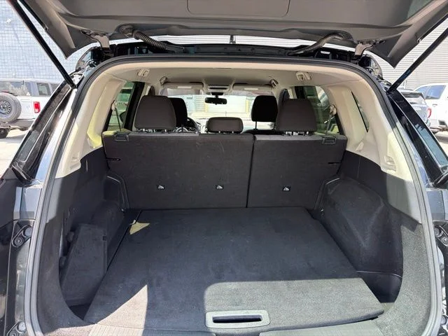 Used 2023 Black Nissan SV image 8