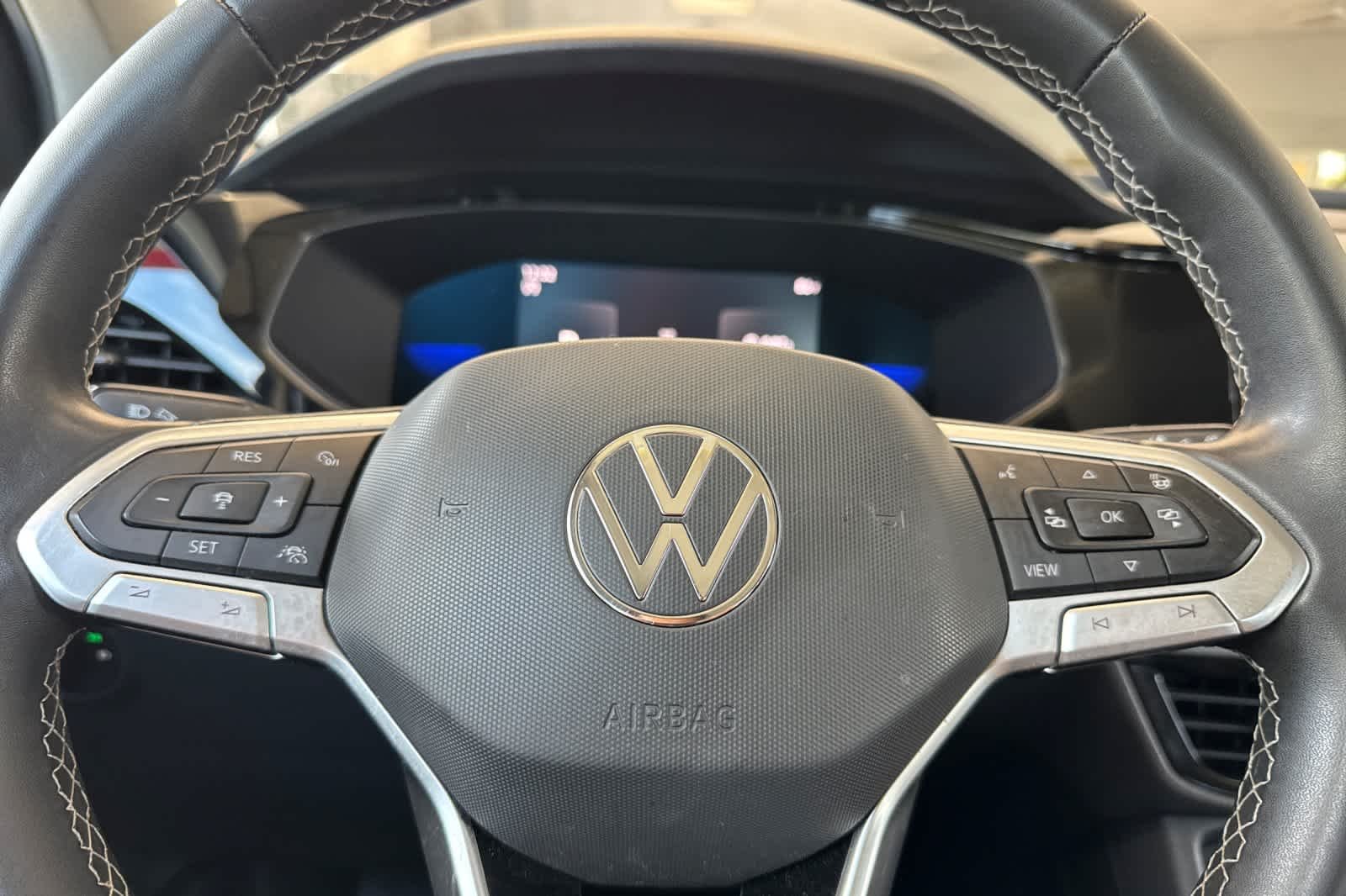 Used 2022 Platinum Gray Metallic Volkswagen S image 24