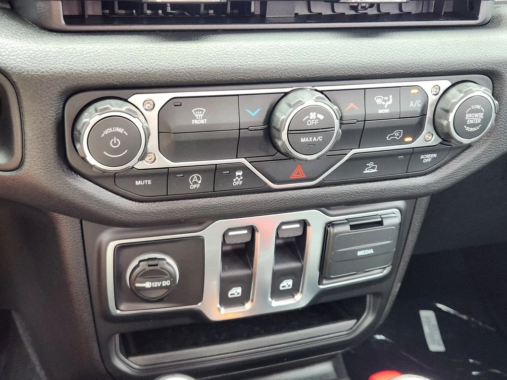 2026 Jeep Wrangler 2-Door Sport - Photo 14