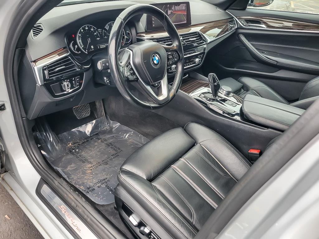 2019 BMW 530I - Image 8