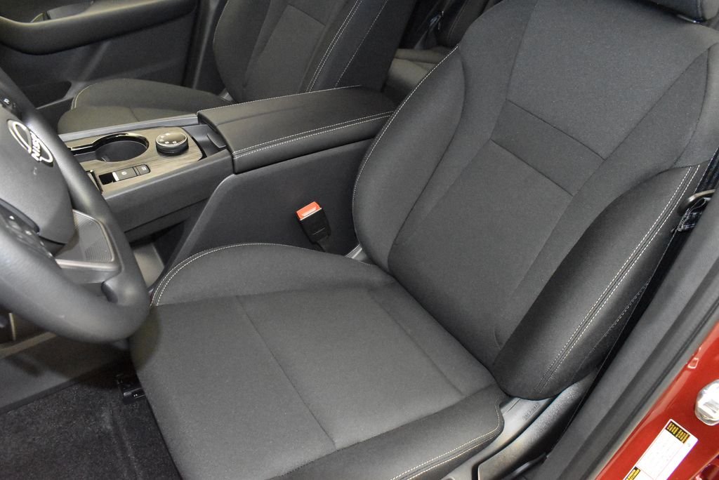 2026 Nissan Rogue S - Photo 13